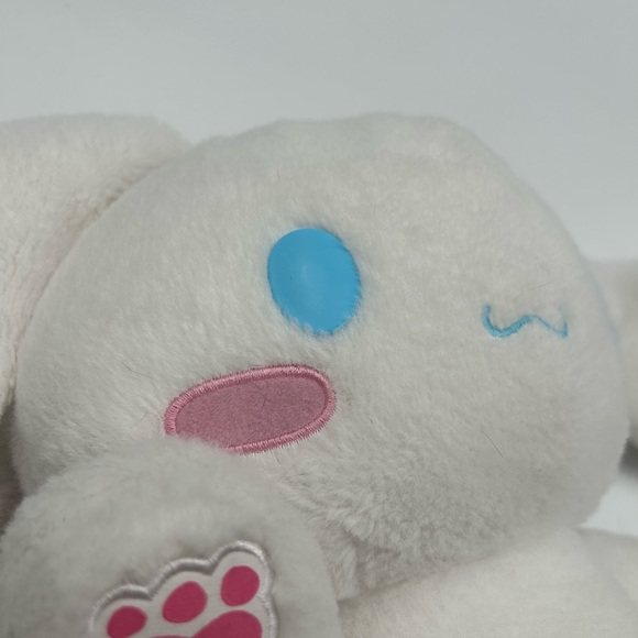 Adorable Build-A-Bear Sanrio cinnamoroll Plushie - Picture 3 of 5